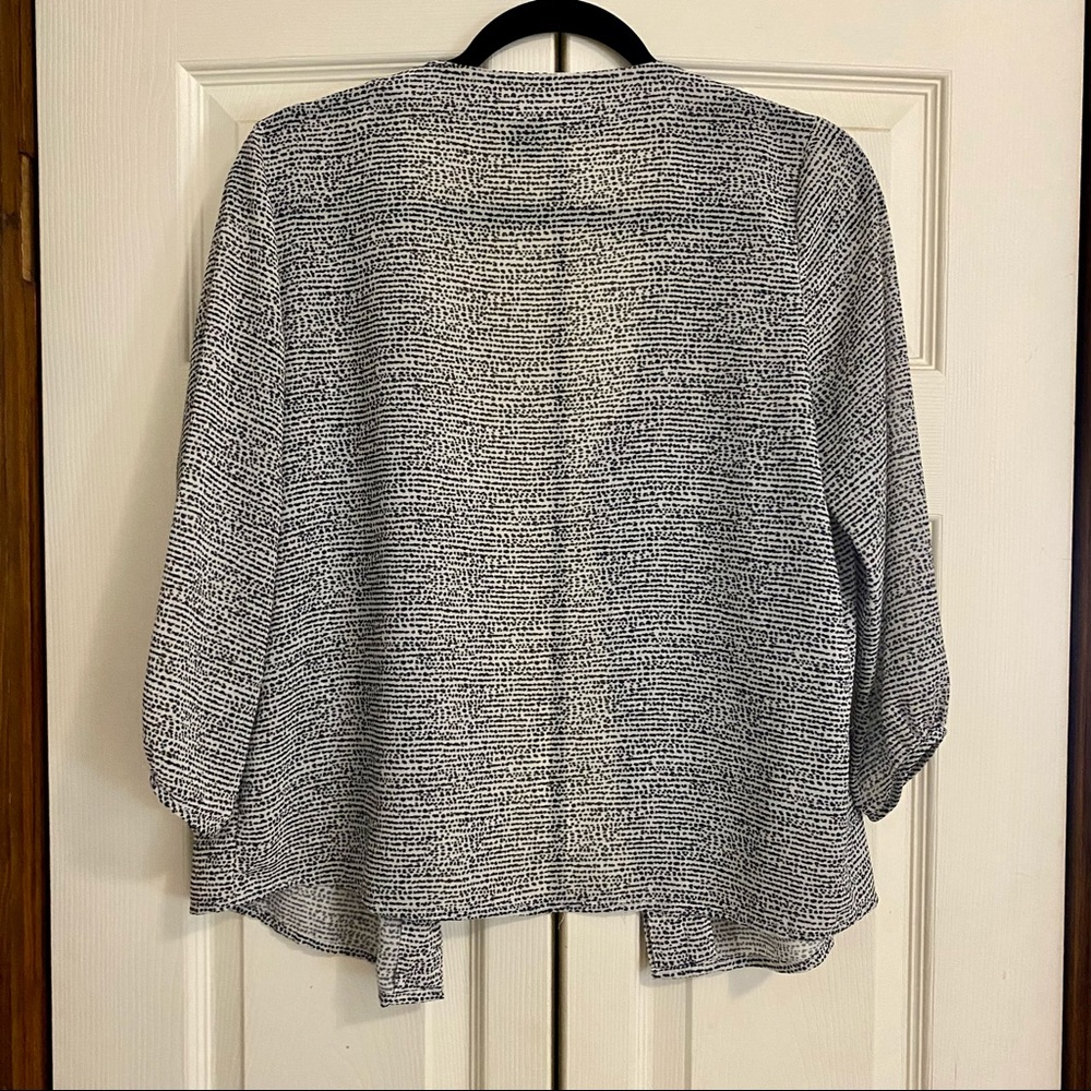 Button down blouse - Picture 4 of 4